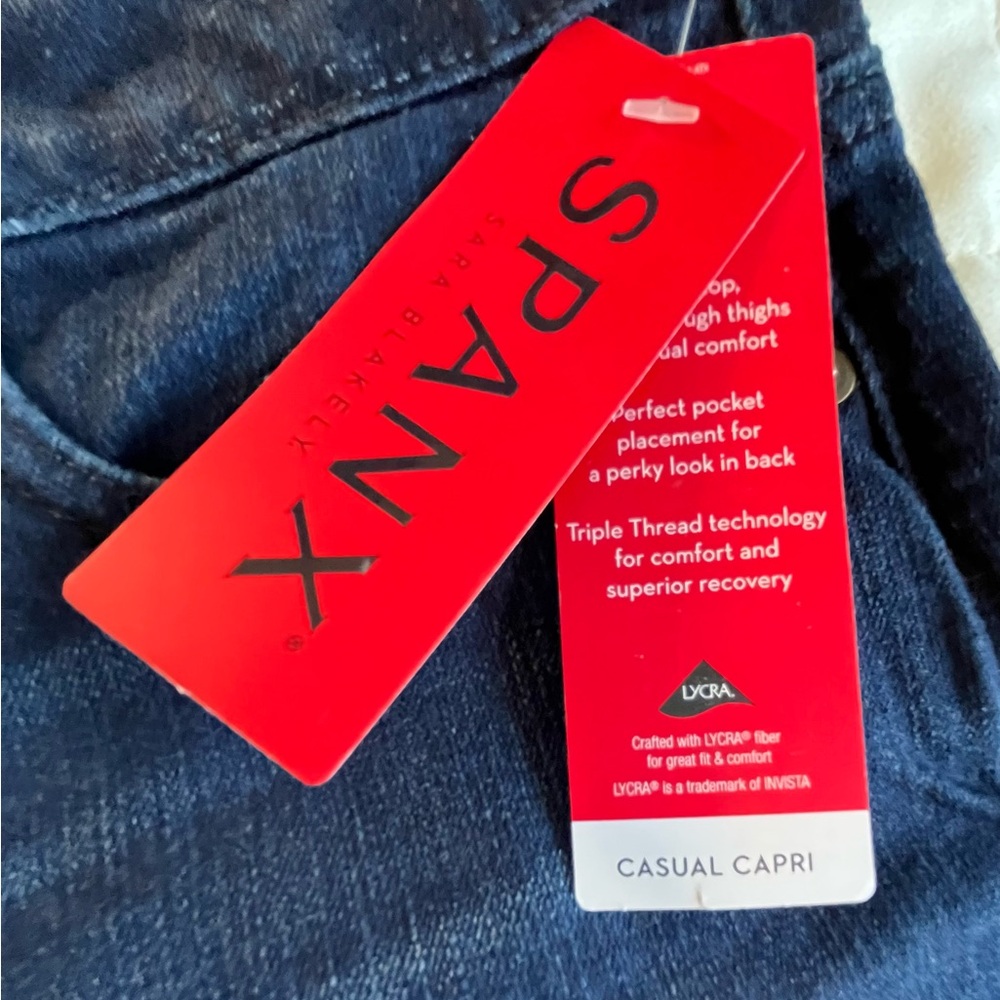 SPANX Blue Ankle Cropped Jeans size 30 NWT - Picture 3 of 9
